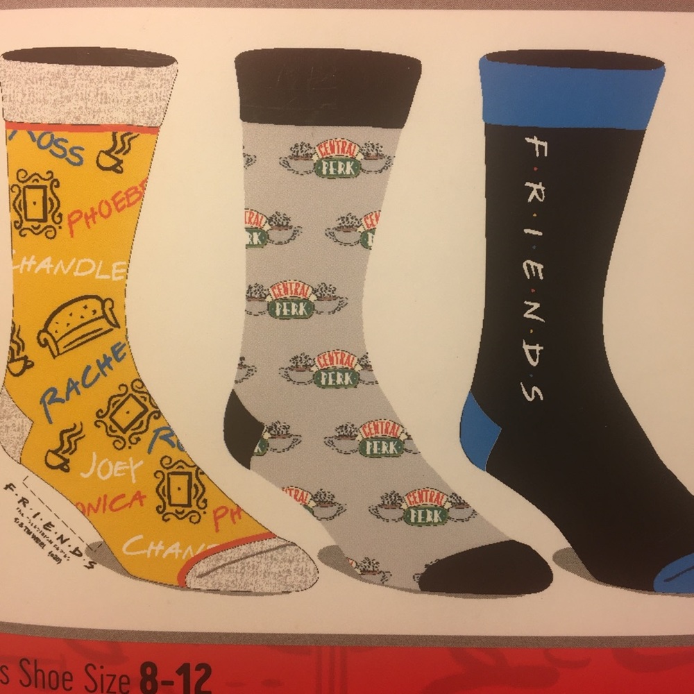 FRIENDS THE TV SHOW 3 PAIR CREW SOCKS Size 8-12